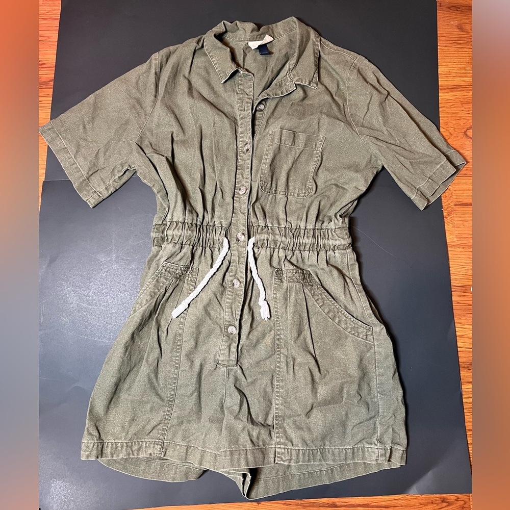 Universal Thread Olive Green Romper SIze S